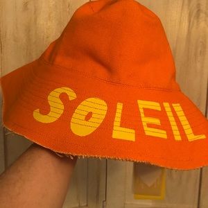 Perfect Kerri Rosenthal beach hat. Just add water.